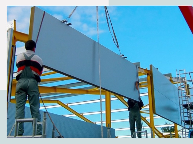 Монтаж сэндвич-панелей в Ижевске от 623 руб.